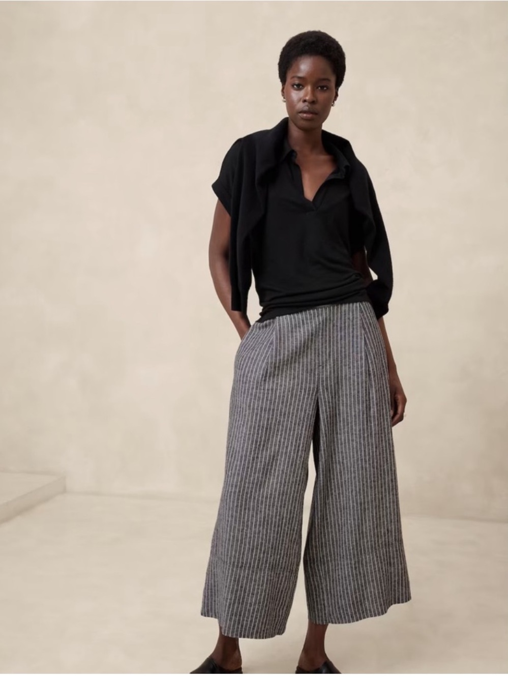 Banana Republic Linen-Blend Pull-On Wide-Leg Cropped Pant Size Medium